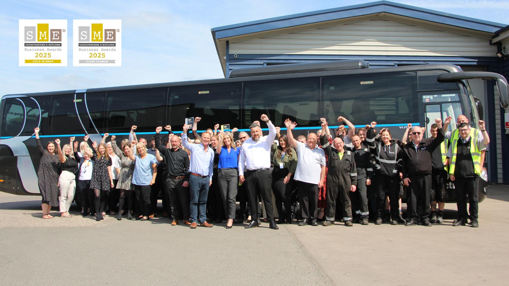 Roberts Travel Group team celebrating their award win